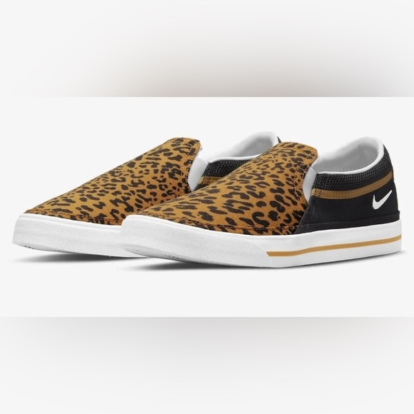 Nike Women Court Legacy Slip Casual Shoes, DJ5938 001 Size 8.5 NIB - Picture 1 of 8